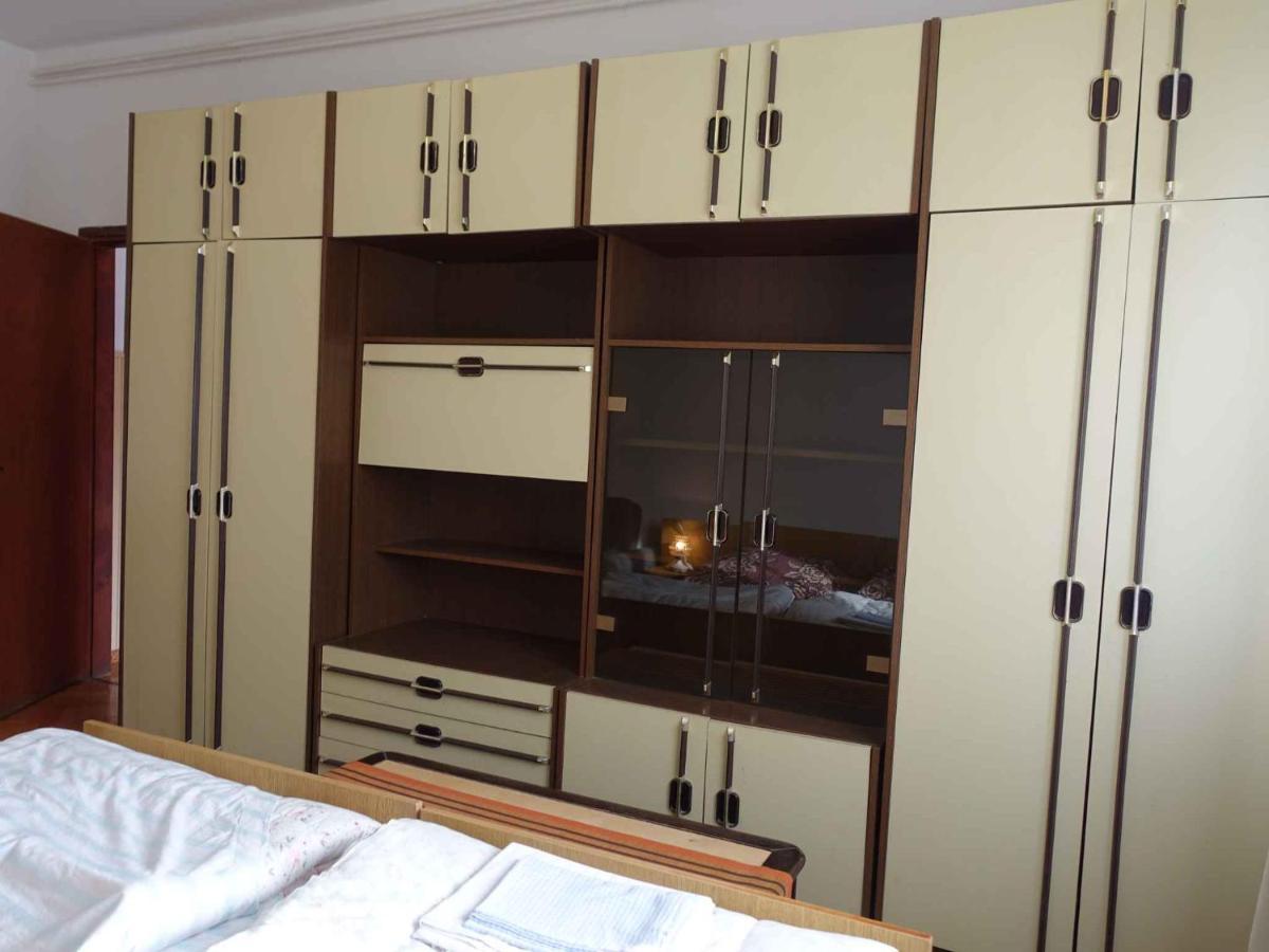Apartment In Omisalj - Insel Krk 39736 Екстер'єр фото