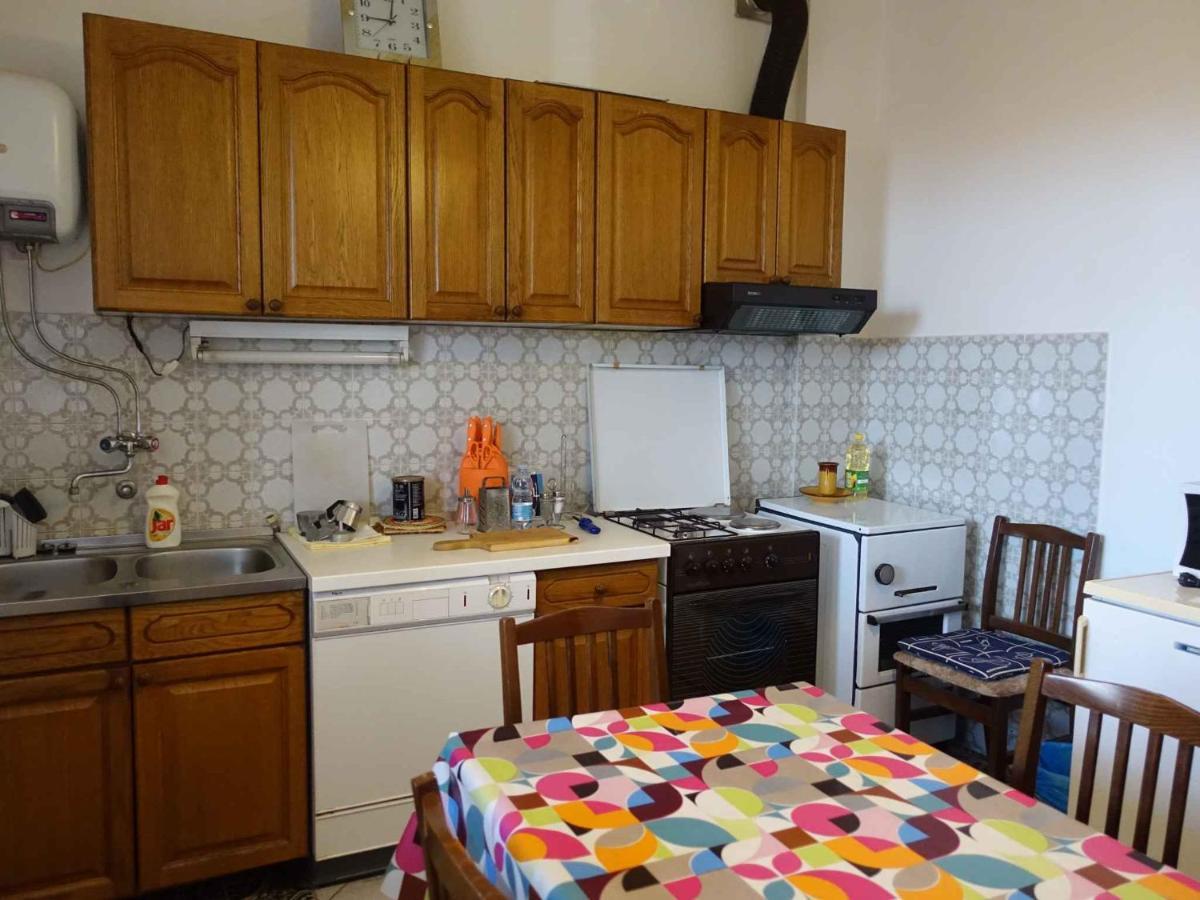 Apartment In Omisalj - Insel Krk 39736 Екстер'єр фото