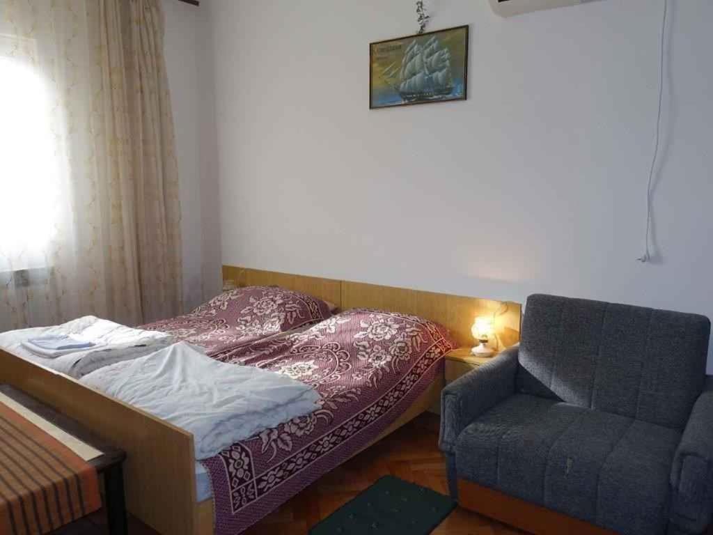 Apartment In Omisalj - Insel Krk 39736 Екстер'єр фото